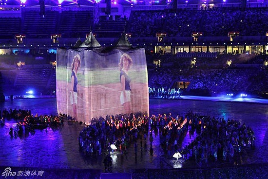 奥运开幕式中将会呈现出的巨幅画像(图片来源：微博网友）